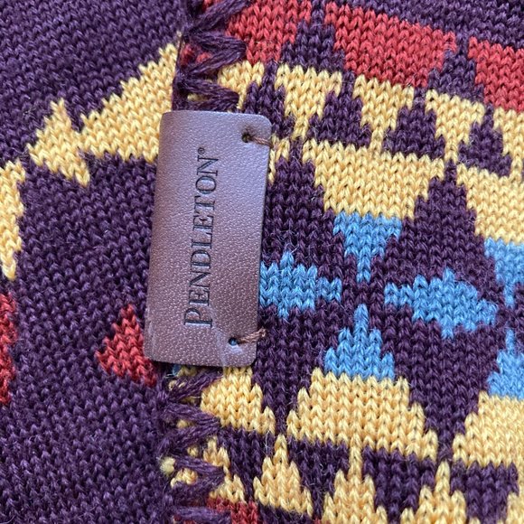 Pendleton Infinity Scarf from Manitobah Mukluks - Picture 2 of 2